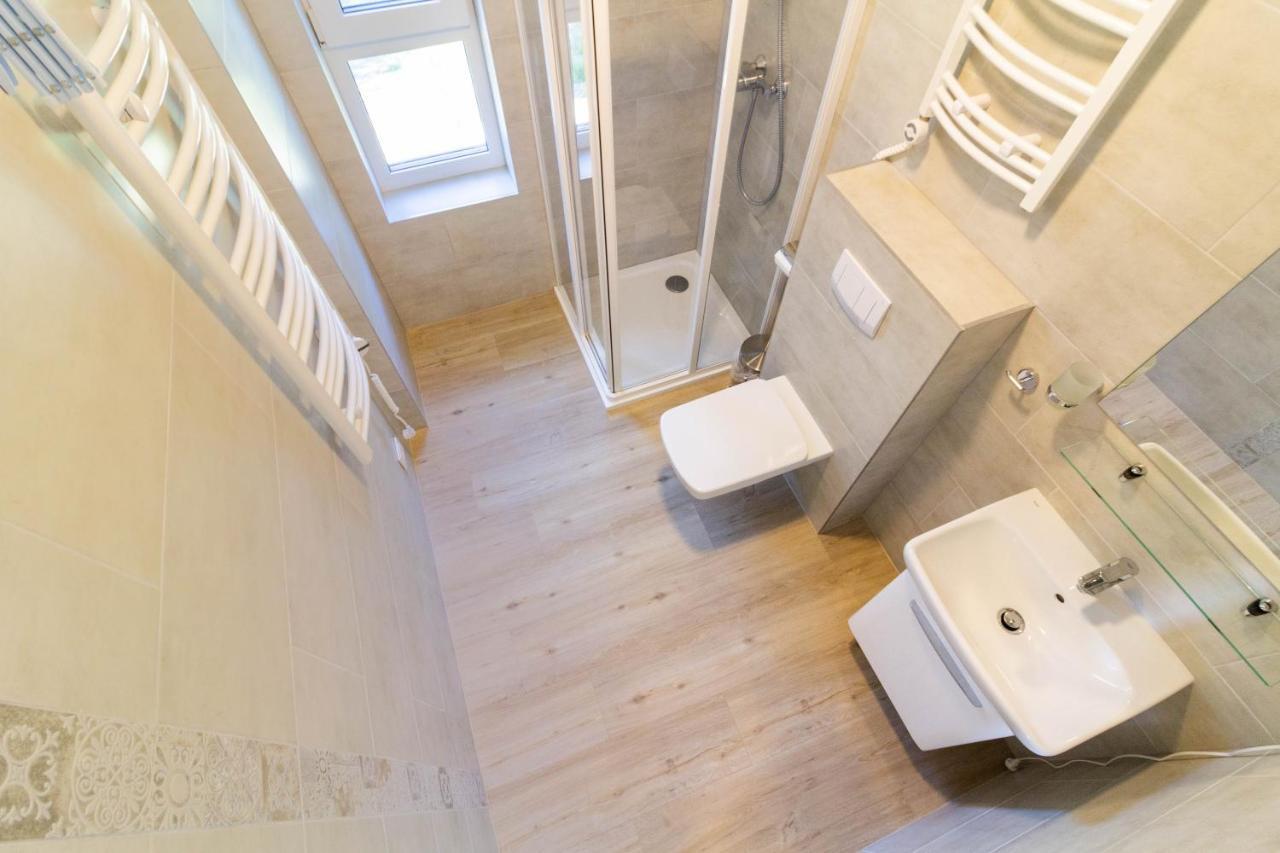 Sunny Pines Apartment パランガ エクステリア 写真